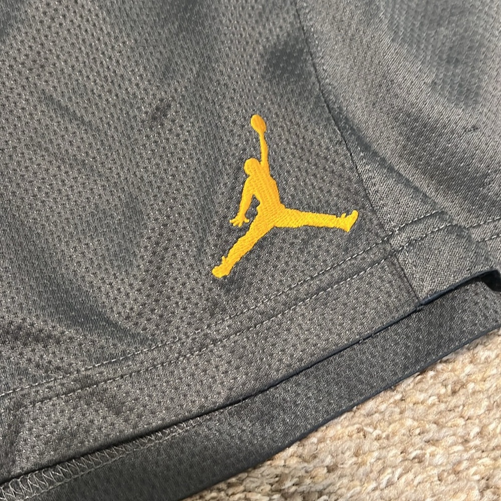 Jordan basketball shorts - Picture 5 of 9